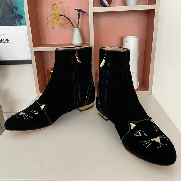 CHARLOTTE OLYMPIA Black Velvet Cat Embroidered Ankle Boots Size 38.5 - Picture 5 of 8